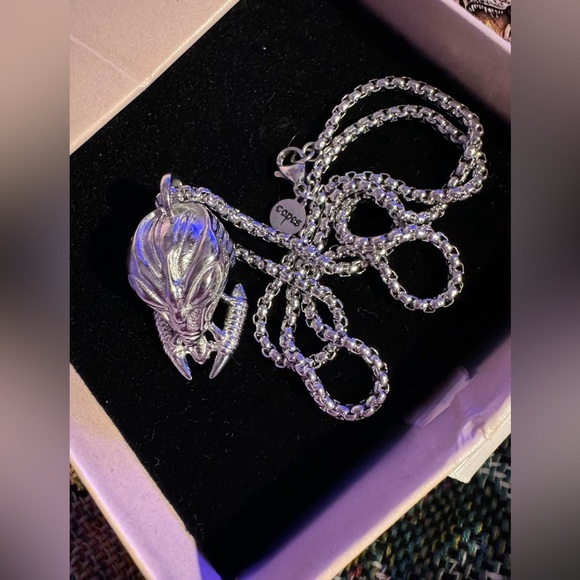 copes Greytech Alien Necklace silver chain GOTHBOICLIQUE GBC - Picture 8 of 14